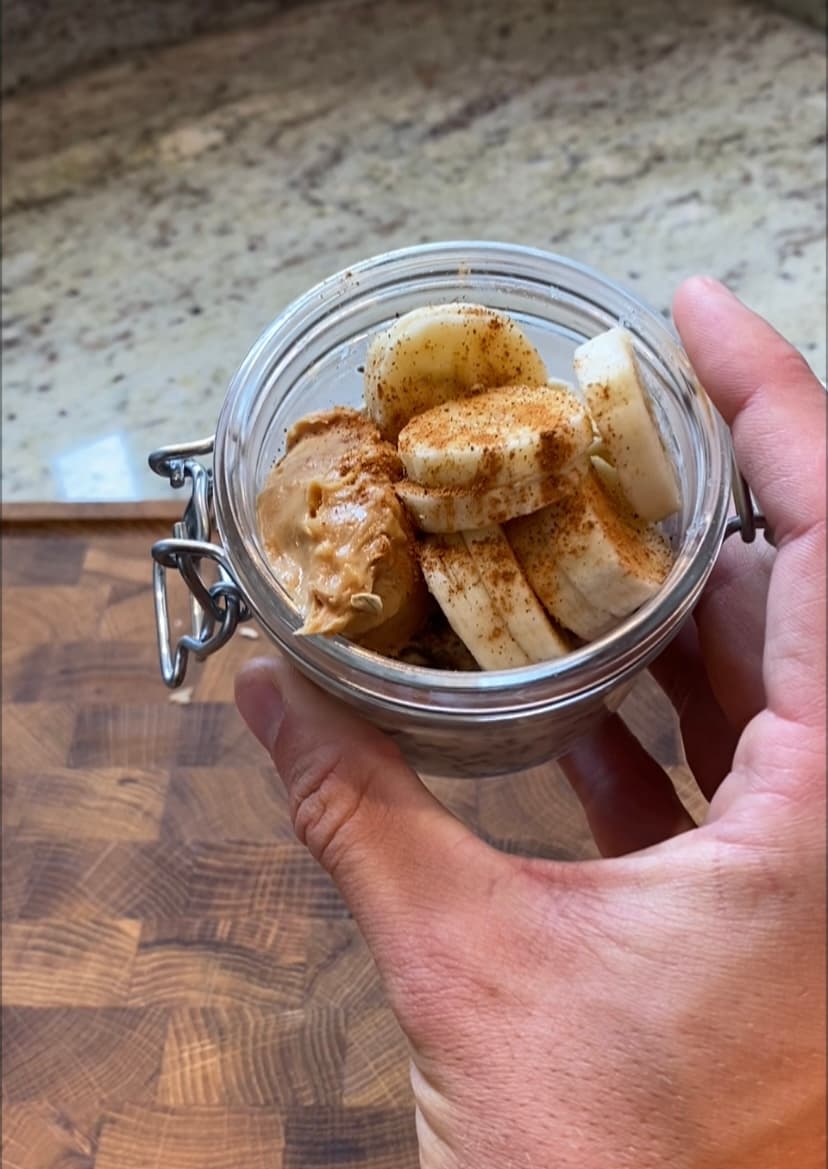 Jordnötssmör & banan overnight oats