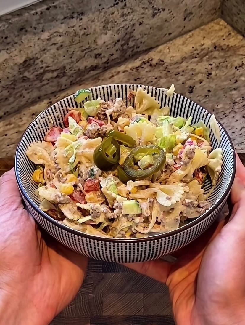 Krämig tacopastasallad